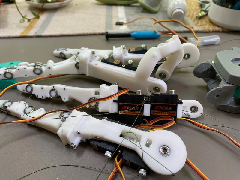 Aero Hand Open | Open Source Robotics